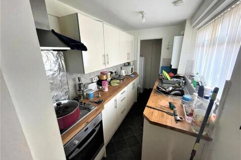 KITCHEN.jpg