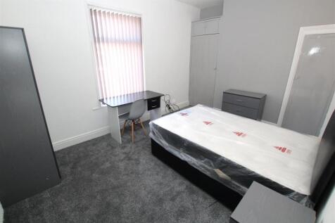 bed 2.jpg