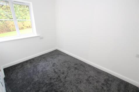 bed 2 .jpg