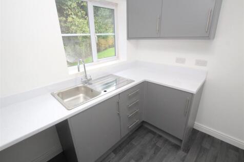 kitchen 2 .jpg