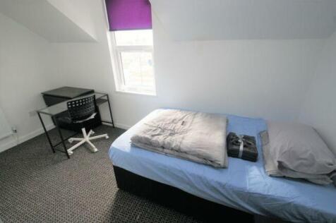 BEDROOM.jpg