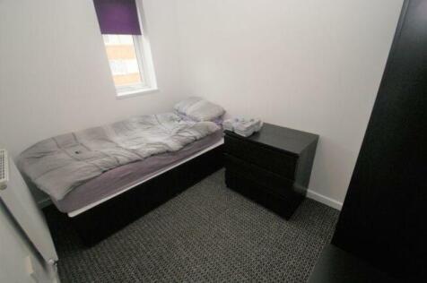 BEDROOM1.jpg