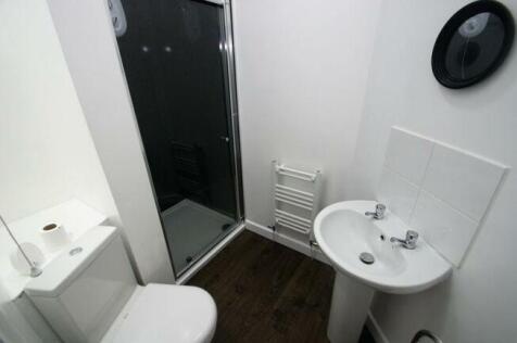 ENSUITE1.jpg