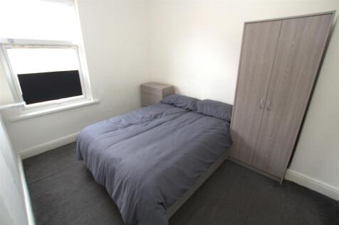 back bedroom .jpg