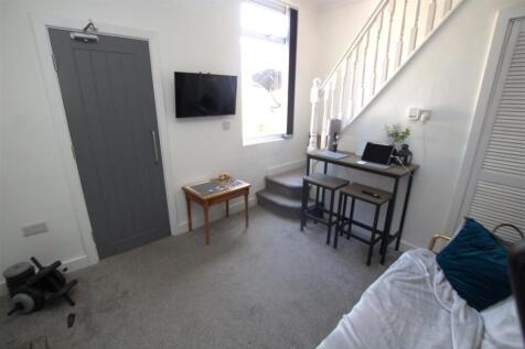 living room .jpg