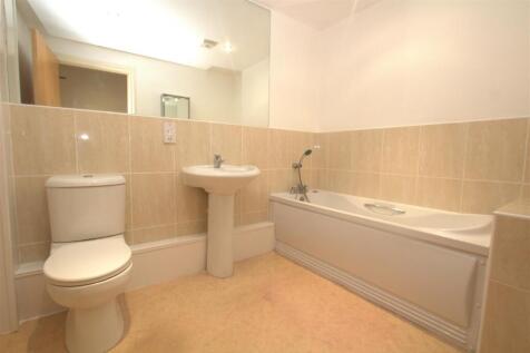 main bathroom .jpg