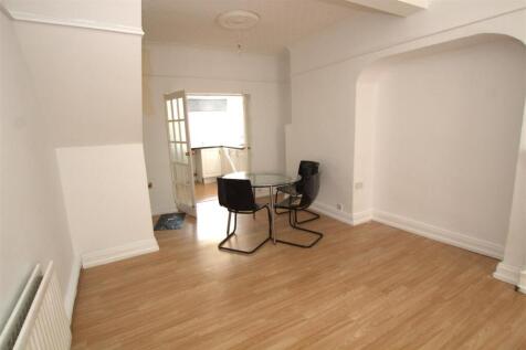 Dining Area 2 .jpg