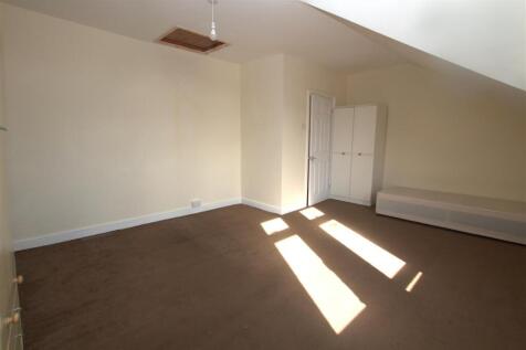top bedroom .jpg