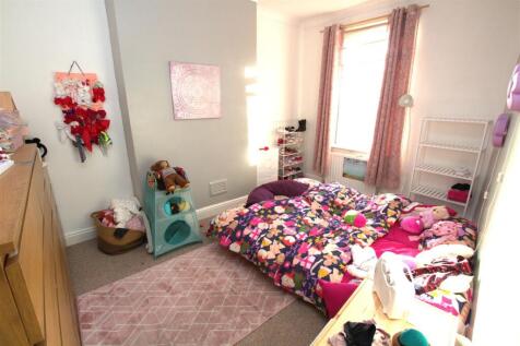 bedroom.jpg