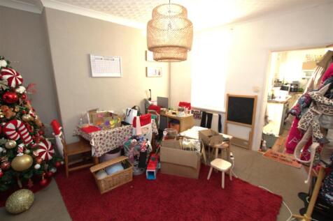 reception room rear.jpg