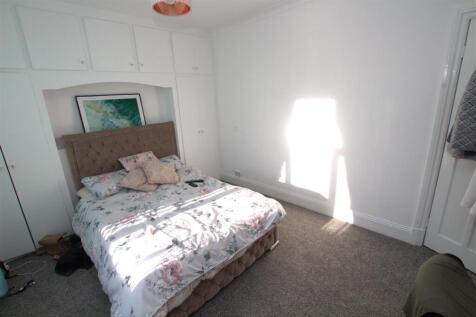 bedroom.jpg
