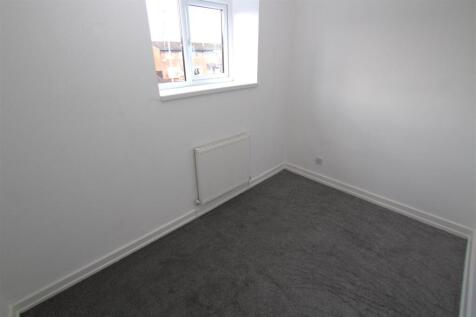 bedroom 3 .jpg