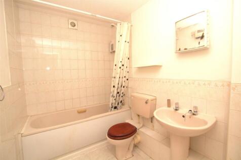 Westmoreland Bathroom.jpg