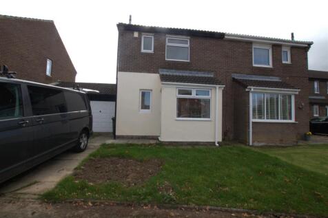 Troon Close Front.jpg
