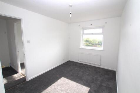 Troom Close Bedroom 2.jpg