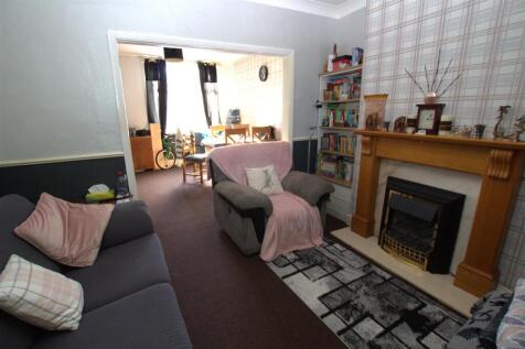 RECEPTION ROOM THROUGH.jpg