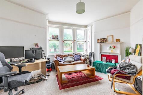 Reception - Flat 2