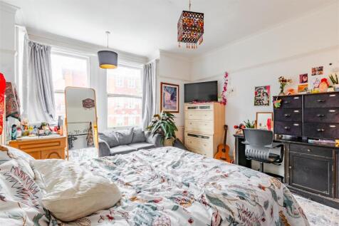 Bedroom - Flat 2