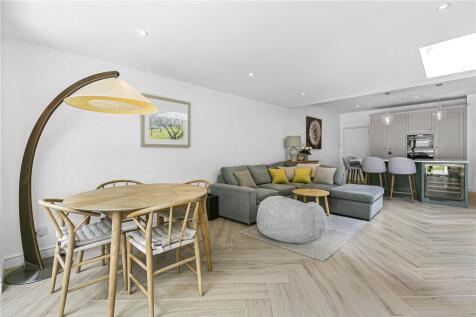 Dining / Family Room