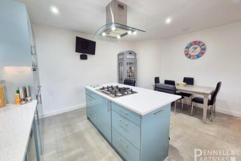 KITCHEN-DINER