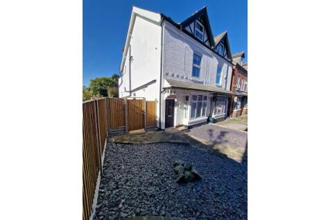 Sefton-Front-2.jpg
