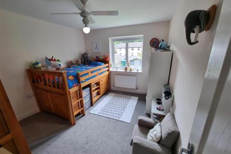 Bedroom 5.jpg