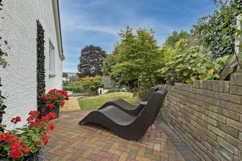 Garden 2.jpg