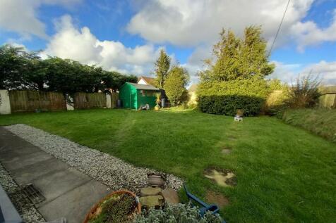 Old Barn garden.jpg