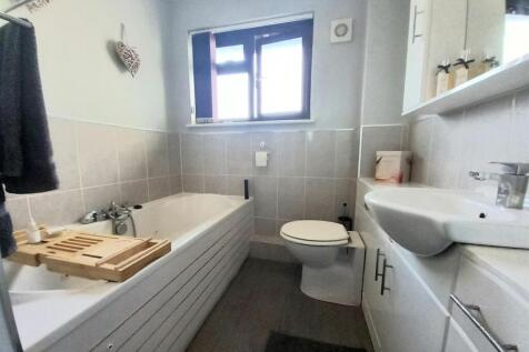 6 Oak bath.jpg