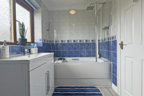 Bathroom (5).jpg