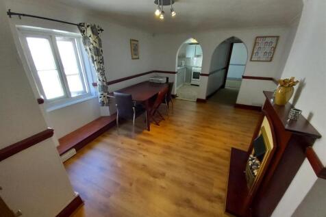 North Road Flat Recep.jpg