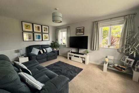 Living room.jpeg