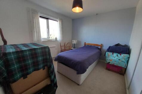 1 Turnpike Bed 2.jpg