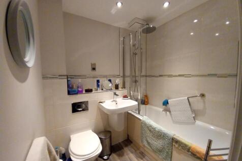 2 Old School Bathroom.jpg