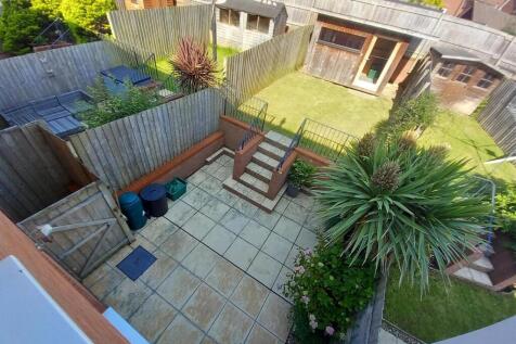 22 Bailey Mews gdn 2.jpg