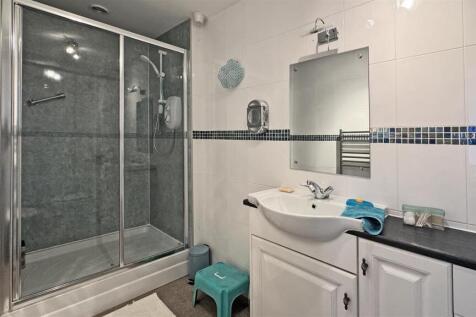 En Suite (2).jpg