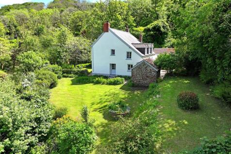 Bucks Cottage 4.JPG