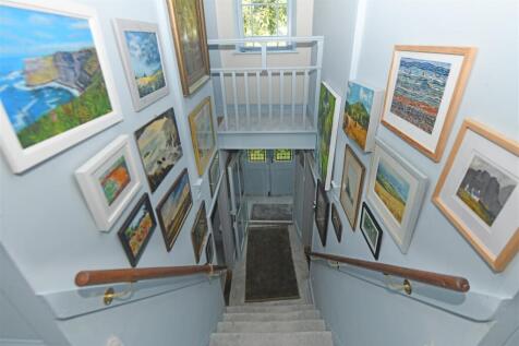 Bucks Cottage Stairs.JPG