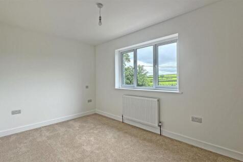Bedroom 3 1.jpg