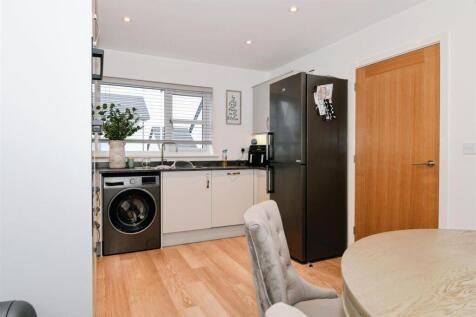 5lowerabbots2404254.jpg