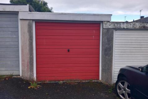 3 Ochil Close Garage.jpg