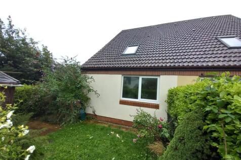 4 Ciopper Close Ext 2.jpg
