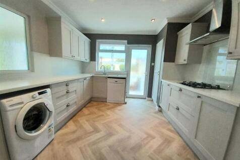 6 Southwood Kitchen.jpg