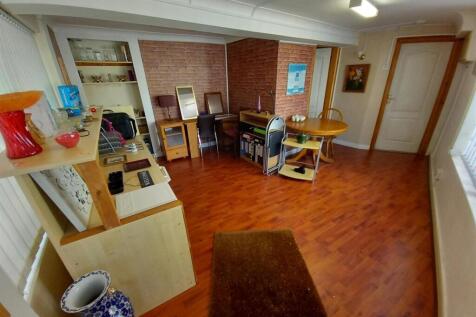 North Road Shop 1.jpg