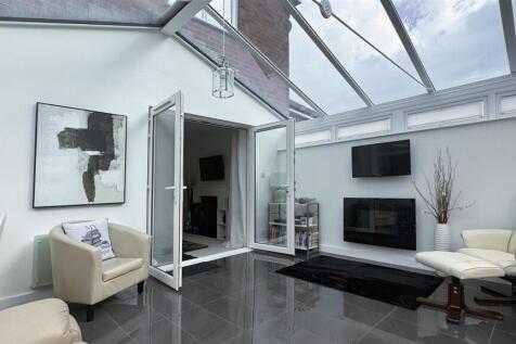 Conservatory 3.jpg