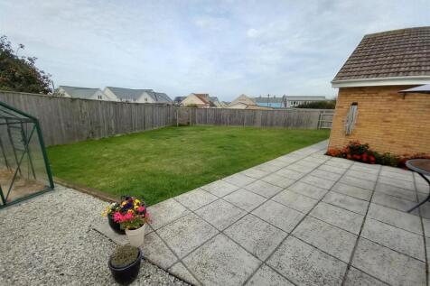 46 Swanswood Rear Gdn 1.jpg