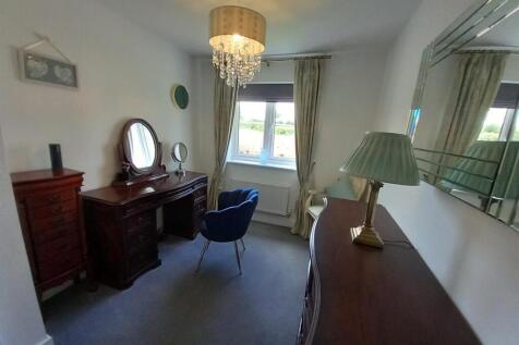 14 Cross Park Bed 4.jpg