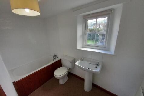 3 Torr Cotts FF bath.jpg