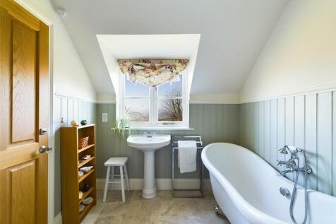 Fmily Bathroom