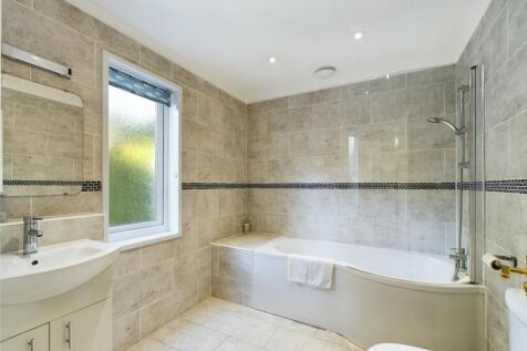 Master Ensuite